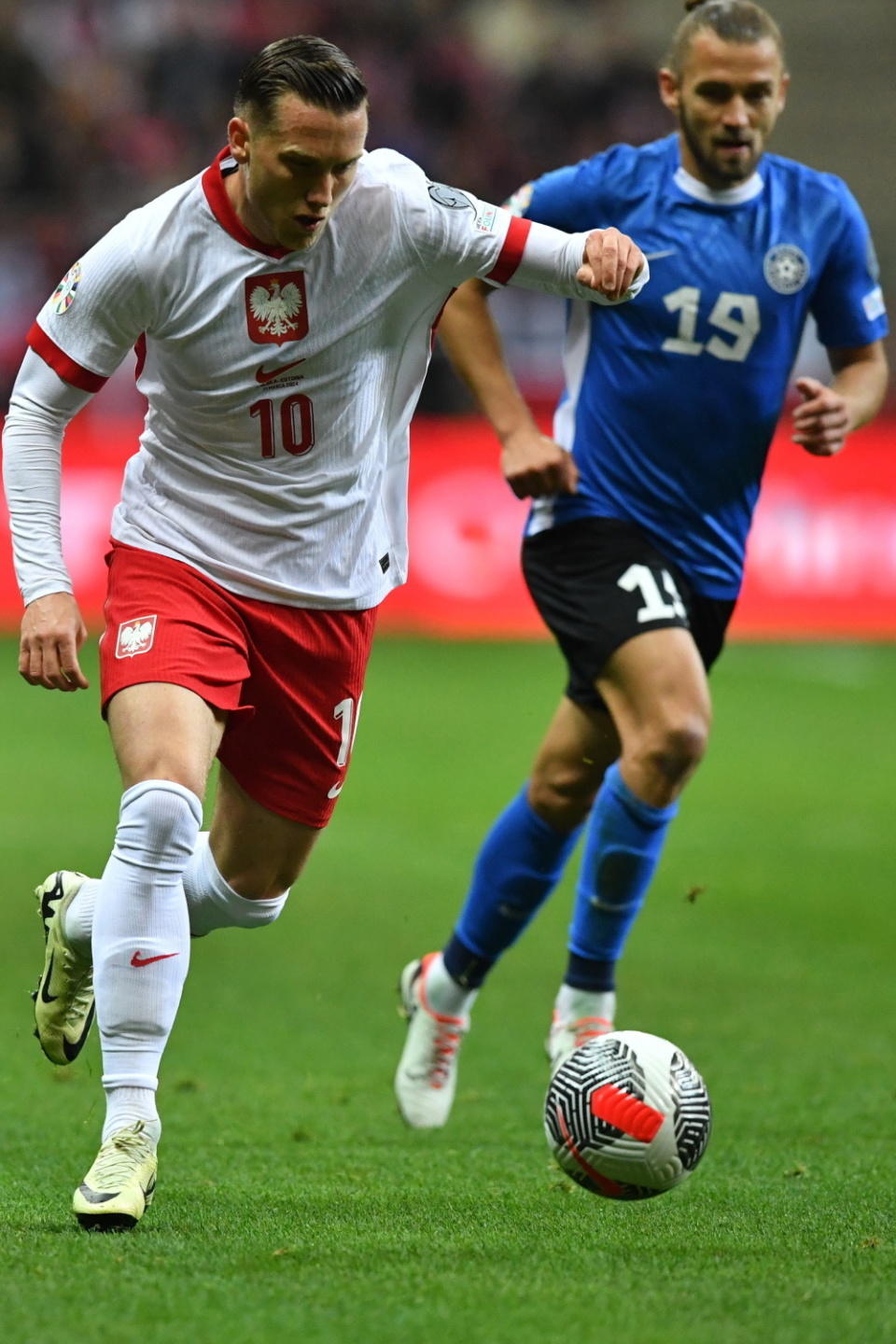 爱沙尼亚队在欧预赛中失利惨重，反思备战