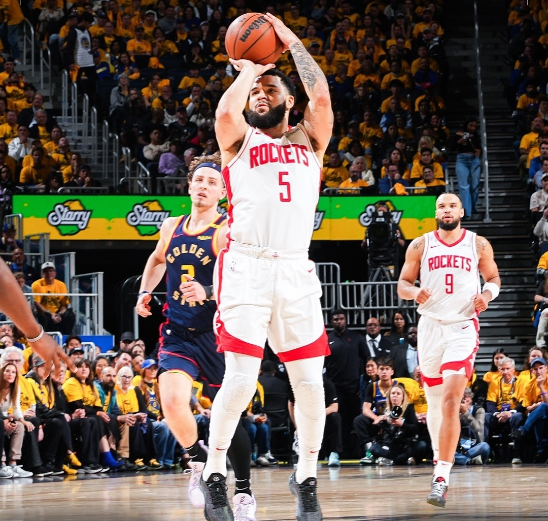 快船逆转火箭，西蒙斯高光表现的简单介绍