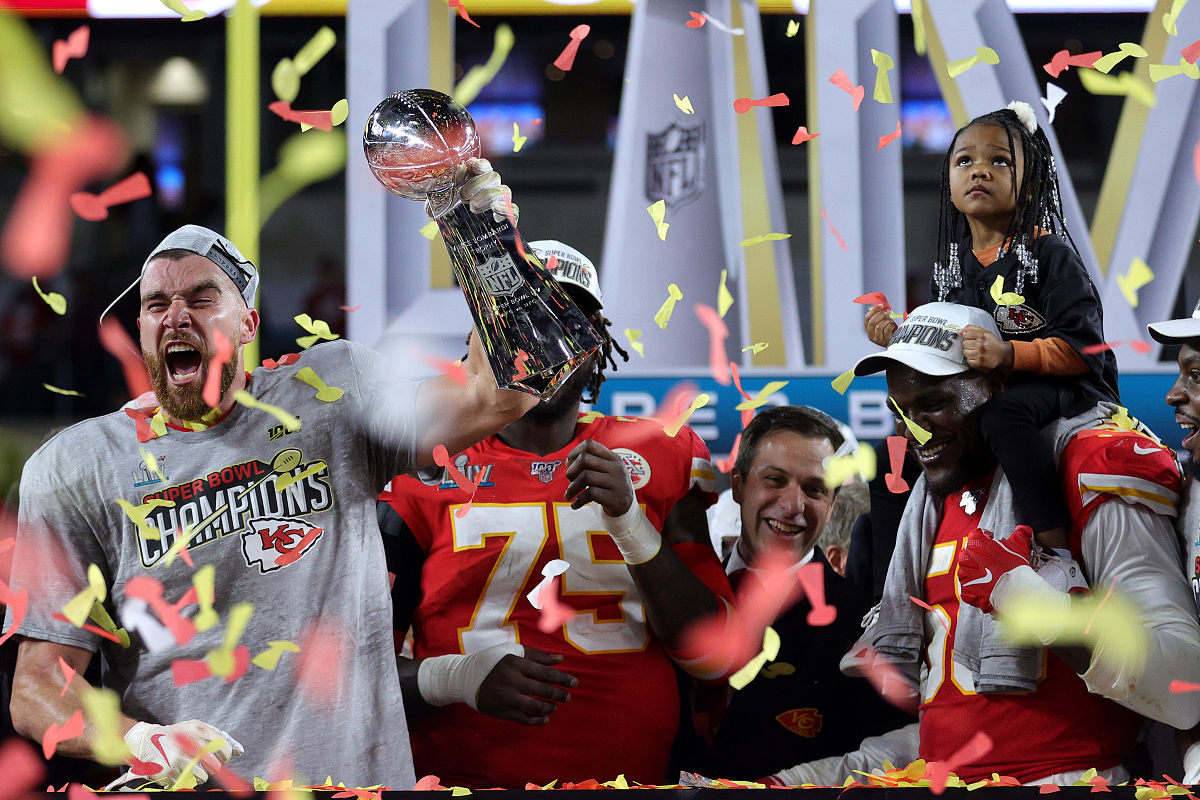 关于拉沃尔杯横扫年终总决赛,辛纳扛起全队的信息 关于拉沃尔杯横扫年终总决赛,辛纳扛起全队的信息